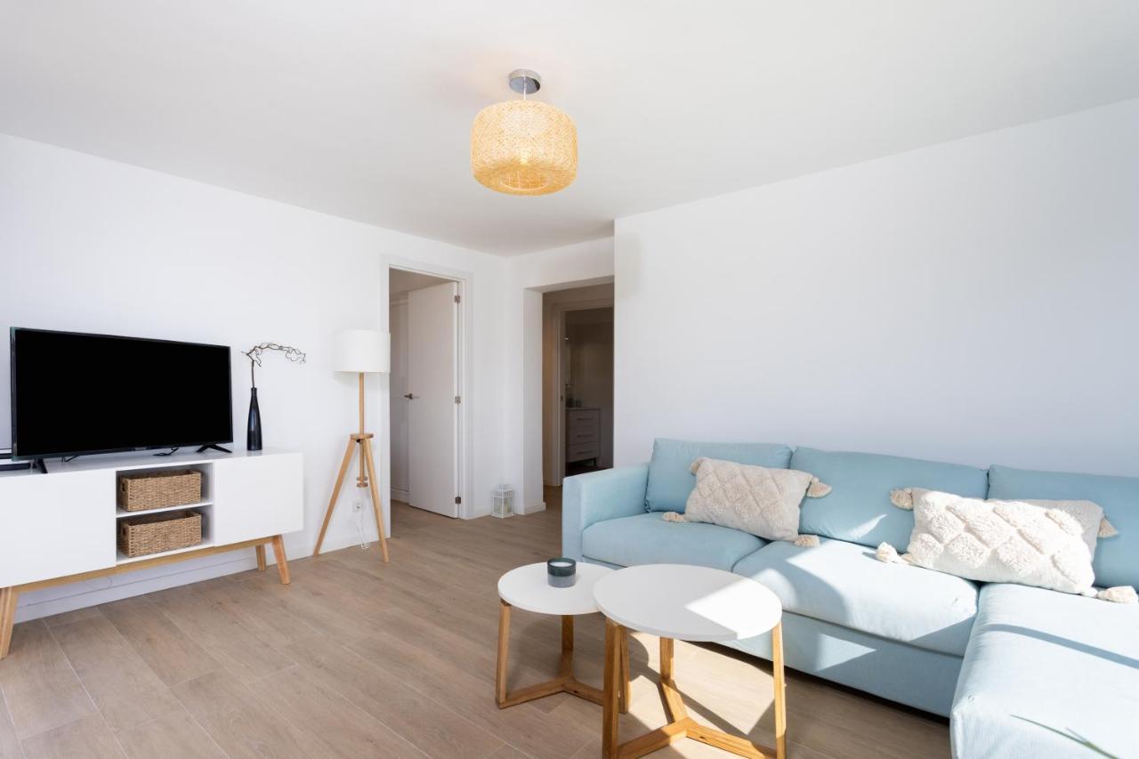 Home2book Beachfront Design&views Cristianos